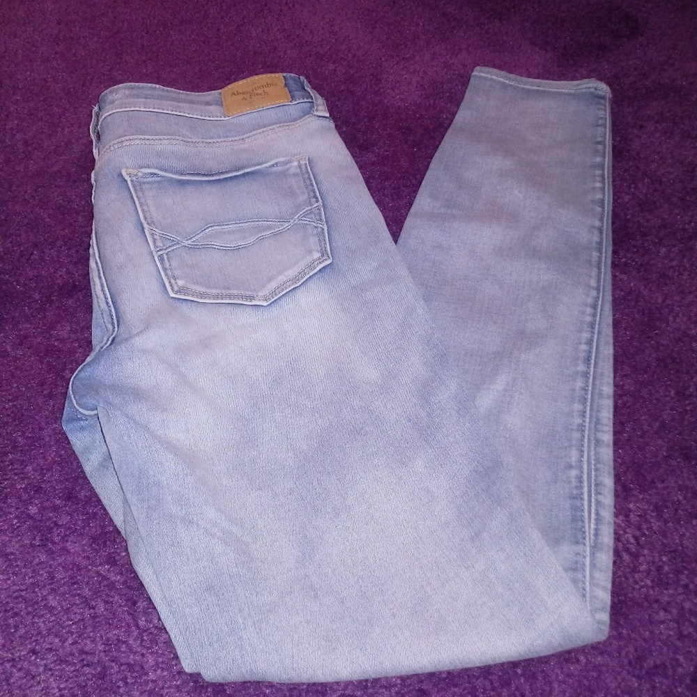 Woman's Abercrombie and Fitch